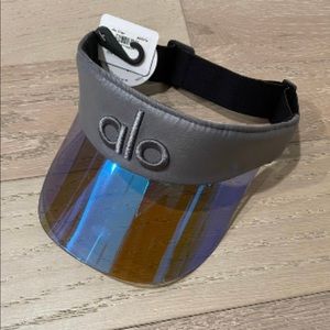 Alo Yoga Solar Visor Silver/Blue NWT